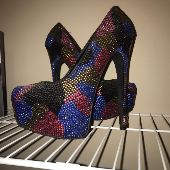 Platforms - Picture 2 of 5